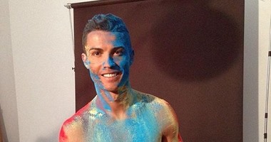 رونالدو يغازل مانشستر سيتى بـ" Color festival"