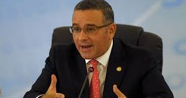 رئيس سابق للسلفادور يحاكم فى قضية أموال غير معروفة المصدر