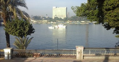 المسطحات المائية تدفع بلنشات بمحيط "قصر النيل: تزامنا مع زيارة السيسى للبرلمان