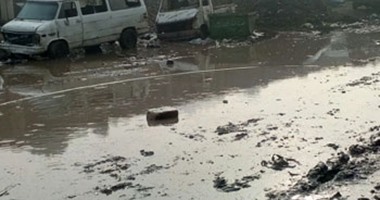 "صحافة المواطن": بالصور: شارع "ترعة الزمر" بالجيزة يغرق فى مياه الصرف