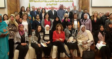 مدير المنظمة العربية للحوار يدعو لإطلاق شبكة إعلامية لدعم المرأة بالمهجر