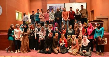 بالصور.. ندوة بمركز إعلام السويس حول دور الشباب فى تنمية المجتمع