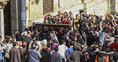 بالفيديو..والصور.. وصول جثمان "حسنين هيكل" لمسجد الحسين لصلاة الجنازة