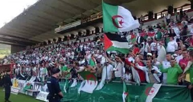 جماهير الجزائر للاعبيهم: "سنقتلكم إذا هزمتم فلسطين"
