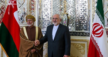 الزيارة الثالثة خلال شهر.. وزير خارجية عمان فى إيران اليوم للقاء ظريف