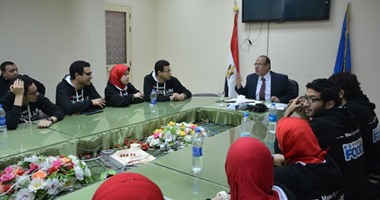 بالصور.. محافظ البحيرة يكرم فريق "تيديكس" دمنهور لمواهبهم الإبداعية