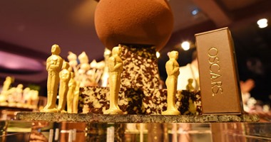 بالصور.. حلوى على هيئة تمثال الأوسكار الذهبى فى حفل الـ"Governors ball"
