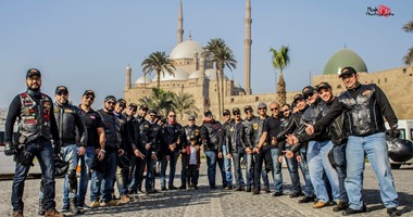 فريق "فالكونز للدرجات النارية" يجوب مصر تشجيعا للسياحة