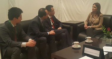 وزيرة التعاون الدولى تلتقى رئيس العلاقات الحكومية بشركة هواوى الصينية