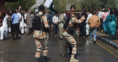 اعتقال 1500 شخص فى باكستان قبل مظاهرة مناهضة لرئيس الوزراء