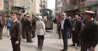 بالصور.. مدير أمن الغربية يقود حملة لرفع الإشغالات بمدينة طنطا