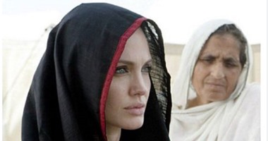 ناشطات "تويتر" يحتفلن بالذكرى الثالثة لليوم العالمى للحجاب