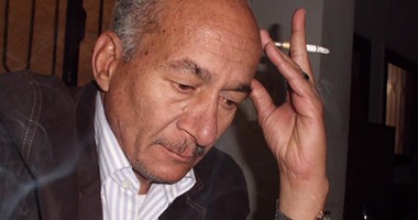 شاعر سيناوى يطالب باختيار مدينة العريش عاصمة للثقافة المصرية
