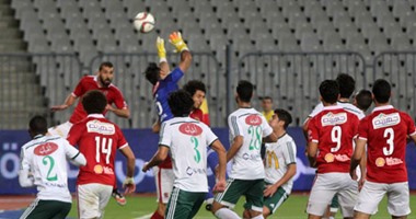 وزير الرياضة ينقذ مباراة الأهلى والمصرى من الإلغاء