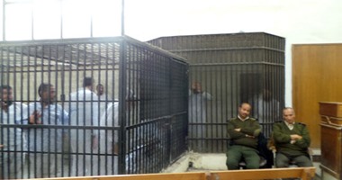 تأجيل محاكمة 335 من عناصر الإخوان بأسيوط لـ29 مايو الجارى