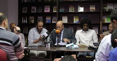 محمود الوردانى يطالب النائب العام بالإفراج عن "محابيس" الرأى
