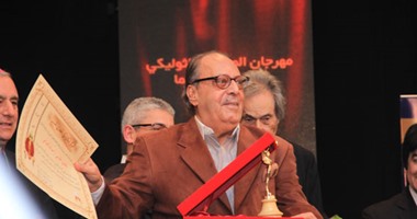 أسامة عباس: التكريم هو الجائزة الحقيقية للفنان وأشكر من كرمونى