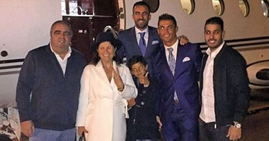 رونالدو يرد على شائعات "الشذوذ" بصورة مع عائلته ويشكر المغرب