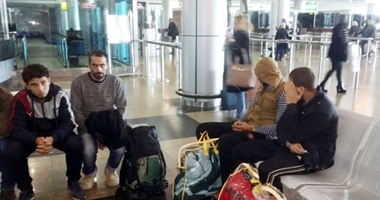 وصول 35 مصريًا بعد تحريرهم  من الاختطاف فى ليبيا