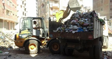 بالصور..حملة نظافة عامة ورفع المخلفات والقمامة بمنطقة"البلابسة"بالإسماعيلية
