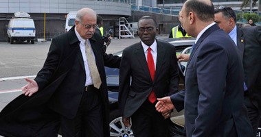 بالصور.. رئيس وزراء الكونغو والوفد المرافق يغادر القاهرة بعد زيارة استغرقت 3 أيام