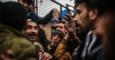مهاجرون سوريون يتعرضون للضرب وإطلاق نار من حرس حدود أتراك