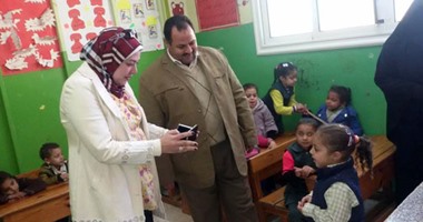 سفيرة الاتحاد العالمى لحماية الطفولة تشيد بدور جمعية "الماهر بالقرآن" بطور سيناء