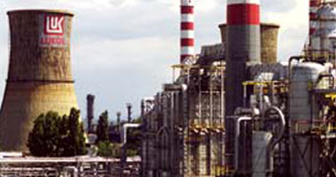 أكبر شركة نفط بولندية تعلن توقف إمدادات روسيا من النفط إلى بولندا
