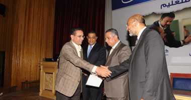وكيل الوزارة بالفيوم يقيل رئيس قسم التدريب والتطوير التكنولوجى من منصبه 