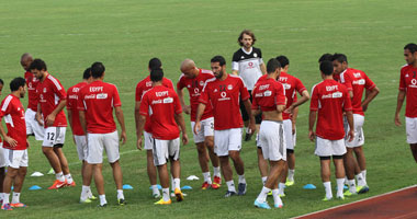 جدو يشارك فى تدريب المنتخب الرئيسى استعداداً لـ"النجوم السوداء"