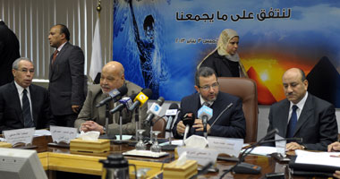 بالصور.."قنديل": قانون الانتخابات خلال 15 يوماً وسيعرض على "الدستورية"