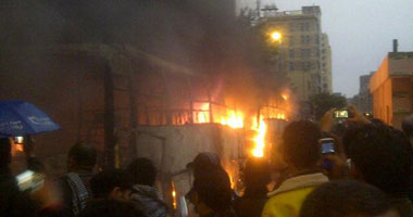 مجهولون يشعلون النيران بأتوبيس نقل عام بالعوايد شرق الإسكندرية