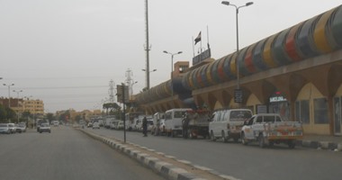 أزمة سولار بأسوان وزحام وتكدس السيارات أمام محطات الوقود