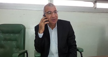 بالفيديو.. رئيس مدينة الحسينية بالشرقية يحيل مسئولى الإدارة الصحية للتحقيق