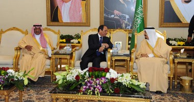 السيسى يغادر الرياض عائدا إلى القاهرة بعد زيارة رسمية للسعودية