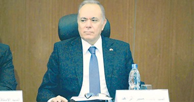 رئيس بنك القاهرة: المرونة فى عقود الحكومة مع شركات المقاولات ضرورية