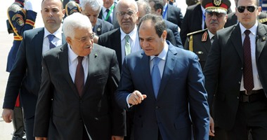 رئيس السلطة الفلسطينية يصل القاهرة للمشاركة فى احتفالات قناة السويس