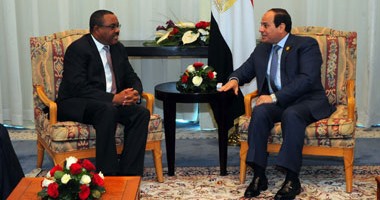 رئيس وزراء إثيوبيا يقيم عشاء رسميا للسيسى فى القصر الجمهورى