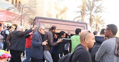خروج جثمان محمد وفيق لمثواه الأخير بمقابر العائلة على طريق الواحات