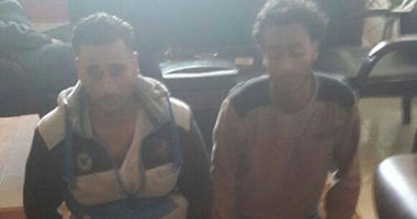 القبض على شقيقين بحوزتهما 60 قطعة حشيش وأقراص مخدرة بالغردقة