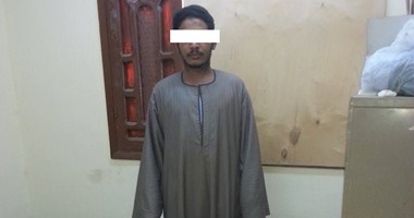 سقوط عاطل بـ3500 قرص مخدر بأسوان