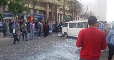 كردون أمنى بمحيط حادث تصادم "كورنيش المعادى" والإسعاف تنقل المصابين