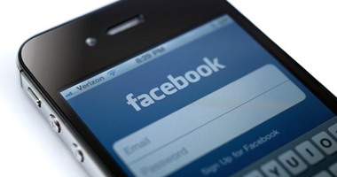 "فيسبوك" يصلح ثغرة خطيرة تسمح بالوصول لصورك الخاصة