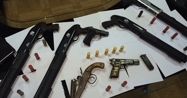 القبض على 3 متهمين بحوزتهم 6 قطع سلاح نارى بدون تراخيص فى المرج