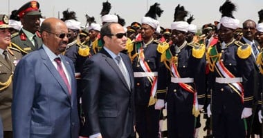 السيسى يصل الخرطوم للمشاركة فى القمة المصرية السودانية الإثيوبية