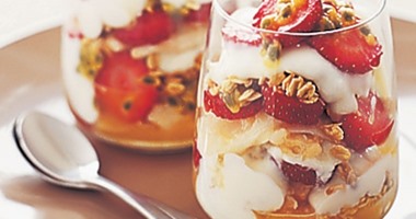 استمعى إلى احتياجات جسمك ولبى رغباته فى 5 عناصر غذائية