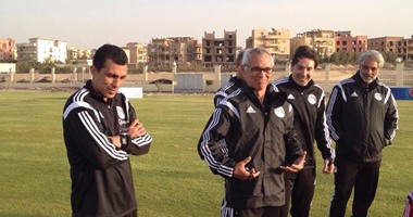 جهاز المنتخب فى السويس اليوم لحضور مباراة الزمالك والفتح المغربى