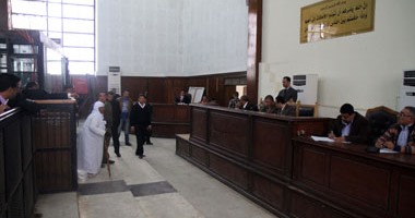 رفع جلسة محاكمة 68 متهما بـ"اقتحام قسم شرطة حلوان" لإصدار القرار