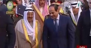 الرئيس السيسى يجرى اتصالا بأمير الكويت لتهنئته بعيد الأضحى 