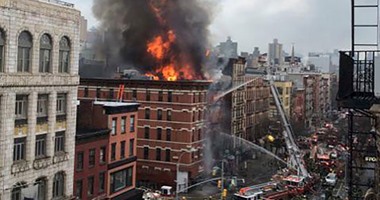 حريق هائل فى مبنى تجارى بنيويورك والنيران تمتد للمبانى المجاورة